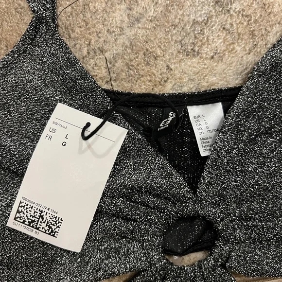 H&M Romper - Picture 2 of 2